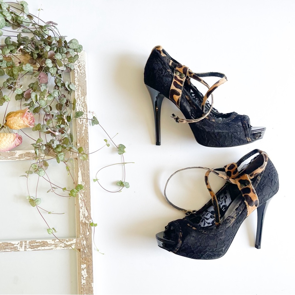 NEW Guess Lace Black & Leopard Pumps